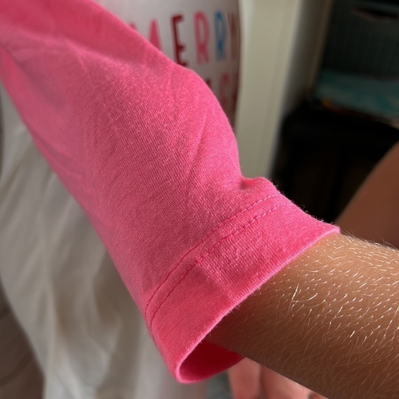 Merry and Bright Christmas Shirt NWT - Picture 2 of 4